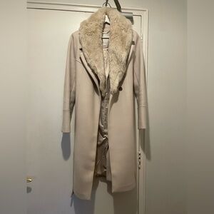 Evernew Cream Coat with detachable Faux Fur collar